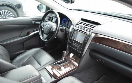 Toyota Camry, 2015 год, 2 130 000 рублей, 18 фотография