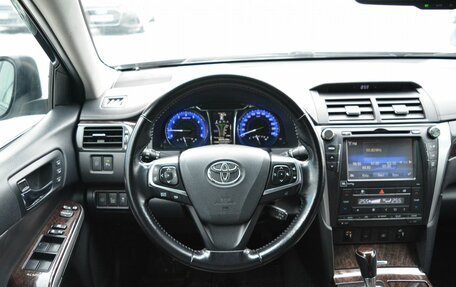 Toyota Camry, 2015 год, 2 130 000 рублей, 22 фотография