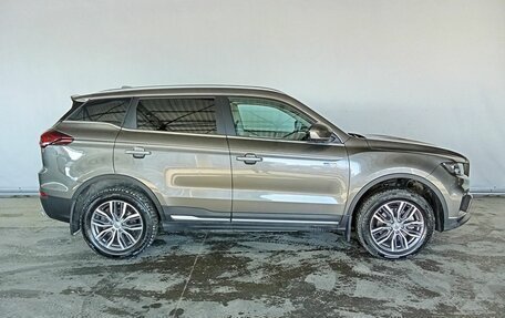 Geely Atlas, 2022 год, 1 850 000 рублей, 4 фотография