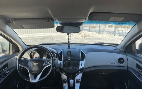 Chevrolet Cruze II, 2013 год, 820 000 рублей, 3 фотография