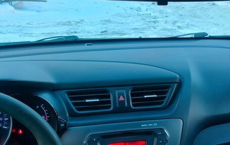 KIA Rio III рестайлинг, 2011 год, 650 000 рублей, 5 фотография