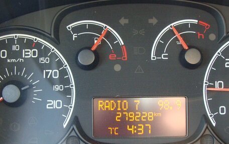 Fiat Doblo II рестайлинг, 2011 год, 890 000 рублей, 10 фотография