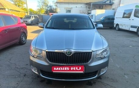 Skoda Superb III рестайлинг, 2012 год, 1 200 000 рублей, 2 фотография