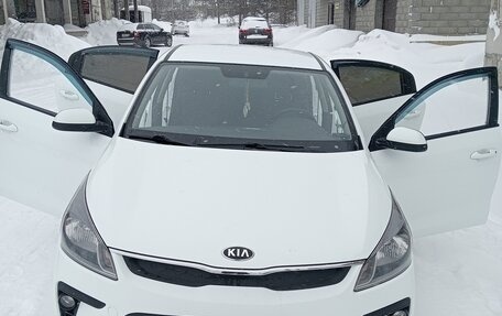 KIA Rio IV, 2017 год, 1 200 000 рублей, 1 фотография