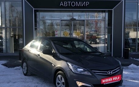 Hyundai Solaris II рестайлинг, 2015 год, 894 500 рублей, 3 фотография