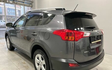 Toyota RAV4, 2014 год, 2 250 000 рублей, 6 фотография