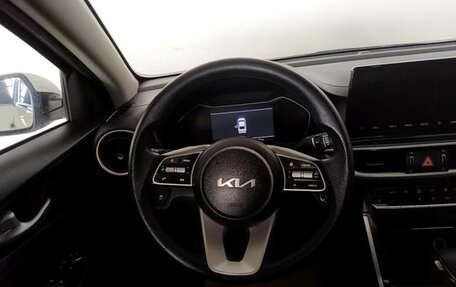 KIA K3, 2021 год, 1 400 000 рублей, 9 фотография