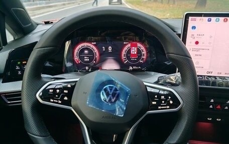 Volkswagen Golf VIII, 2026 год, 2 840 000 рублей, 11 фотография