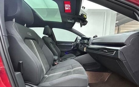 Volkswagen Golf VIII, 2022 год, 2 100 000 рублей, 8 фотография