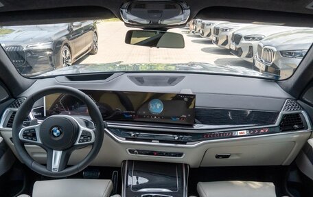 BMW X7, 2026 год, 14 100 000 рублей, 14 фотография