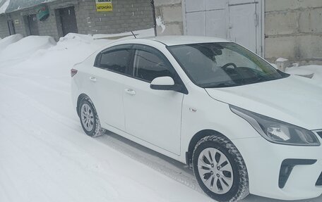 KIA Rio IV, 2017 год, 1 200 000 рублей, 3 фотография