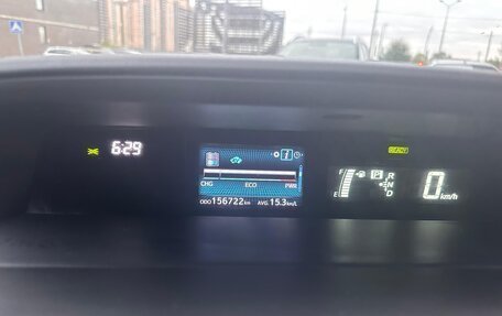 Toyota Prius Alpha I (ZVW40/41), 2016 год, 1 370 000 рублей, 11 фотография