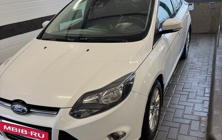 Ford Focus III, 2014 год, 880 000 рублей, 3 фотография