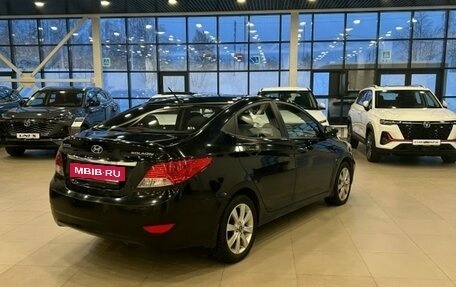 Hyundai Solaris II рестайлинг, 2012 год, 800 000 рублей, 6 фотография