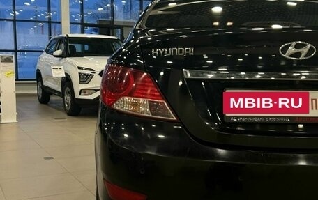 Hyundai Solaris II рестайлинг, 2012 год, 800 000 рублей, 21 фотография