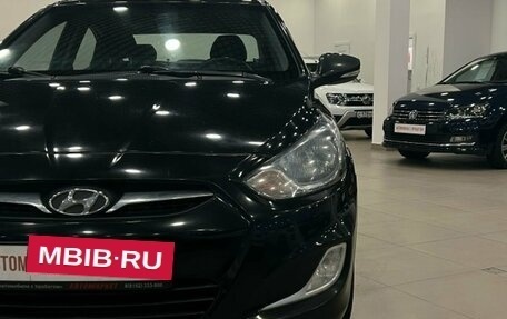 Hyundai Solaris II рестайлинг, 2012 год, 800 000 рублей, 20 фотография