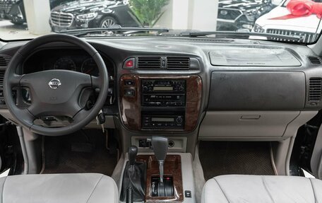 Nissan Patrol, 2003 год, 995 000 рублей, 13 фотография