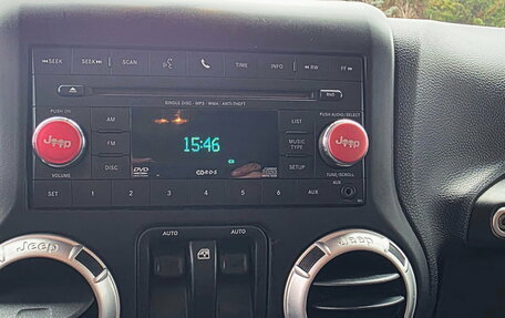 Jeep Wrangler, 2013 год, 2 830 000 рублей, 21 фотография