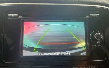 Mitsubishi Outlander III рестайлинг 3, 2016 год, 1 900 000 рублей, 13 фотография