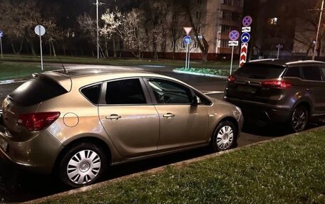 Opel Astra J, 2013 год, 650 000 рублей, 5 фотография