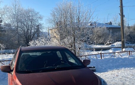 Hyundai Solaris II рестайлинг, 2012 год, 700 000 рублей, 1 фотография