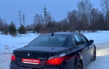 BMW 5 серия, 2006 год, 1 300 000 рублей, 3 фотография