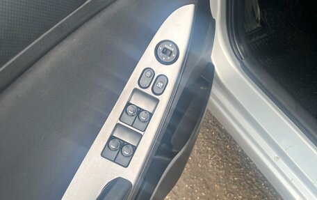 Hyundai Solaris II рестайлинг, 2016 год, 750 000 рублей, 8 фотография