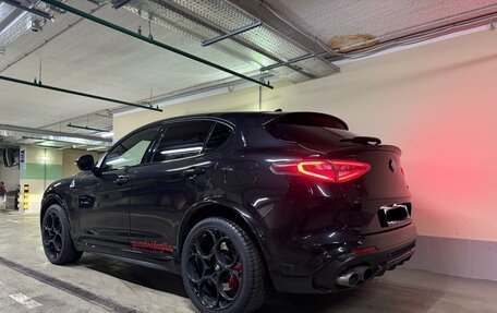 Alfa Romeo Stelvio, 2018 год, 6 500 000 рублей, 2 фотография