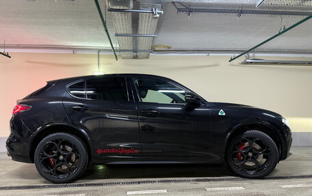 Alfa Romeo Stelvio, 2018 год, 6 500 000 рублей, 4 фотография