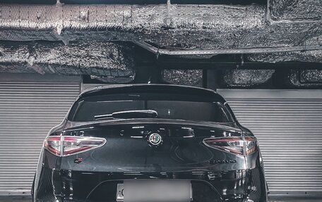 Alfa Romeo Stelvio, 2018 год, 6 500 000 рублей, 9 фотография