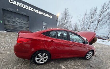 Hyundai Solaris II рестайлинг, 2012 год, 700 000 рублей, 5 фотография