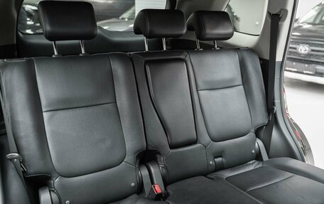 Mitsubishi Outlander III рестайлинг 3, 2015 год, 1 590 000 рублей, 9 фотография