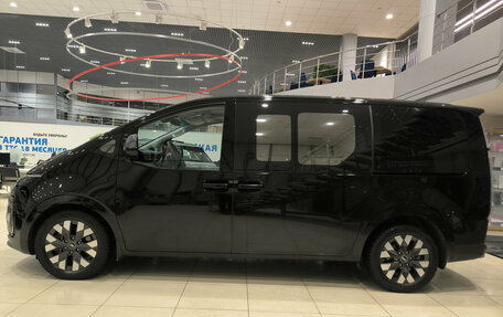 Hyundai Staria, 2021 год, 4 500 000 рублей, 8 фотография