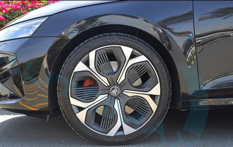 Skoda Octavia RS, 2025 год, 6 480 000 рублей, 6 фотография