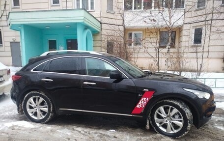 Infiniti QX70, 2015 год, 2 100 000 рублей, 2 фотография