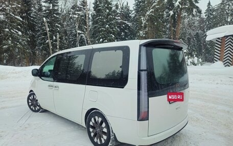 Hyundai Staria, 2021 год, 6 000 000 рублей, 2 фотография