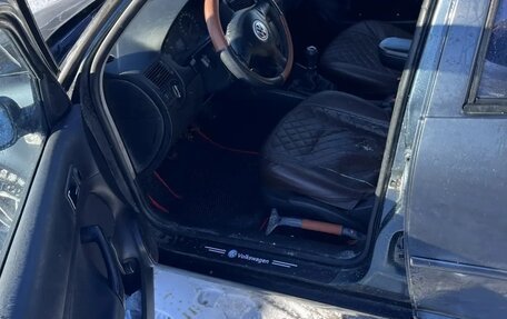 Volkswagen Golf IV, 1999 год, 230 000 рублей, 3 фотография