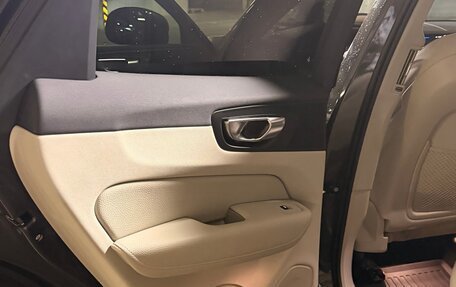 Volvo XC60 II, 2021 год, 4 250 000 рублей, 10 фотография