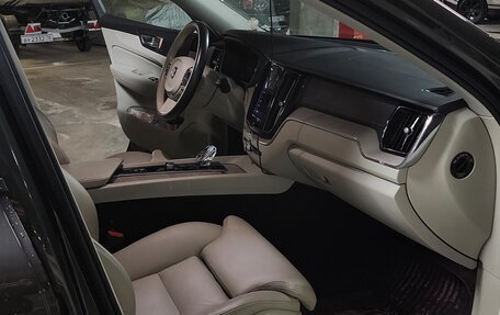 Volvo XC60 II, 2021 год, 4 250 000 рублей, 13 фотография