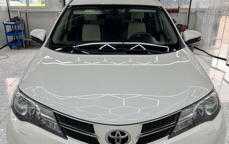 Toyota RAV4, 2014 год, 2 400 000 рублей, 7 фотография