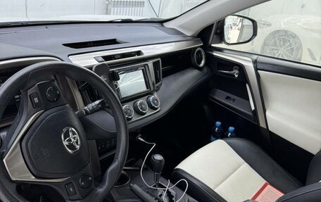Toyota RAV4, 2014 год, 2 400 000 рублей, 10 фотография