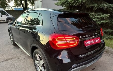 Mercedes-Benz GLA, 2016 год, 2 300 000 рублей, 3 фотография