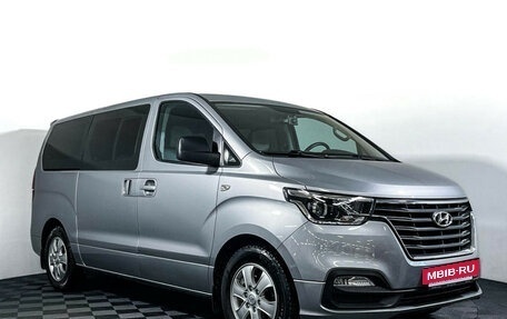 Hyundai Grand Starex Grand Starex I рестайлинг 2, 2019 год, 3 697 000 рублей, 3 фотография