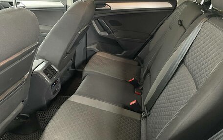 Volkswagen Tiguan II, 2018 год, 1 799 000 рублей, 18 фотография