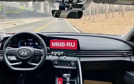 Hyundai Elantra, 2023 год, 1 400 970 рублей, 10 фотография
