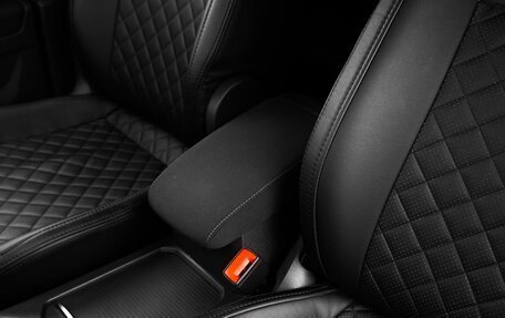 Volkswagen Tiguan II, 2017 год, 2 100 000 рублей, 17 фотография