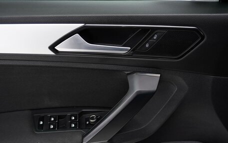 Volkswagen Tiguan II, 2017 год, 2 100 000 рублей, 29 фотография