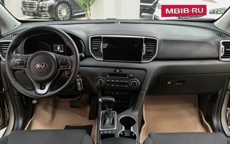 KIA Sportage IV рестайлинг, 2018 год, 1 850 000 рублей, 15 фотография