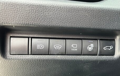 Toyota RAV4, 2020 год, 3 200 000 рублей, 12 фотография