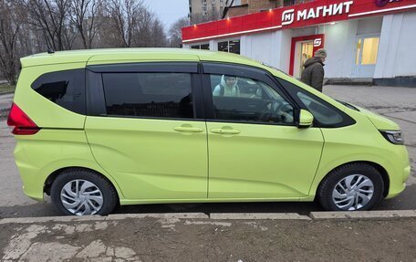 Honda Freed II, 2018 год, 1 650 000 рублей, 4 фотография